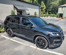 Honda Pilot with dark tint